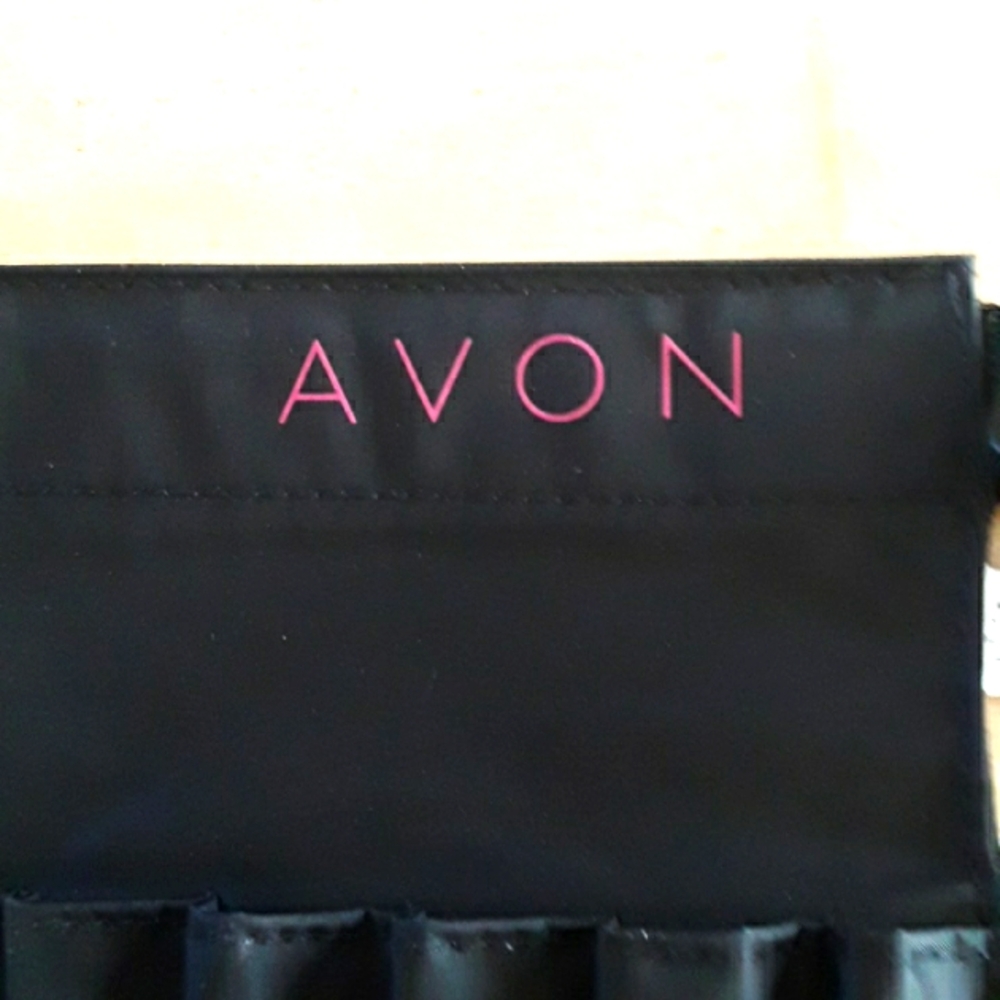 NWOT Avon Makeup Brush Pouch With Belt